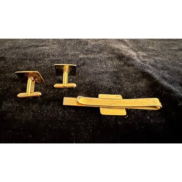 Three Piece Set of Fleur De Lis Cufflinks & Matching Tie Bar Clip Gold & Black - Picture 3 of 3